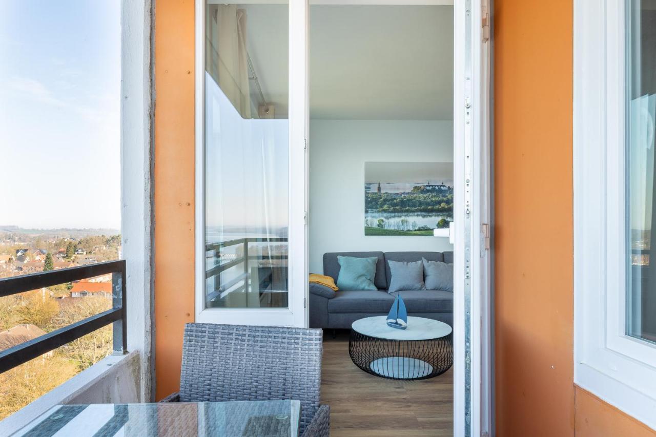 Mooi: Fantastisches Apartment Mit Seeblick Und Stil, Netflix Плён Экстерьер фото